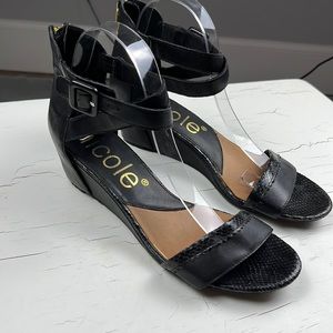 Nicole shoes SIZE 8.5